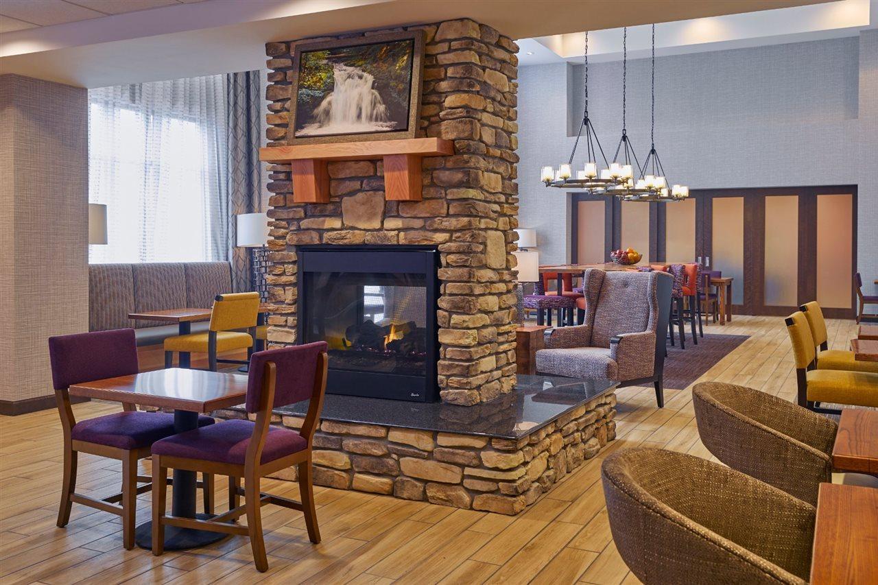 Hampton Inn & Suites Roseburg Zewnętrze zdjęcie