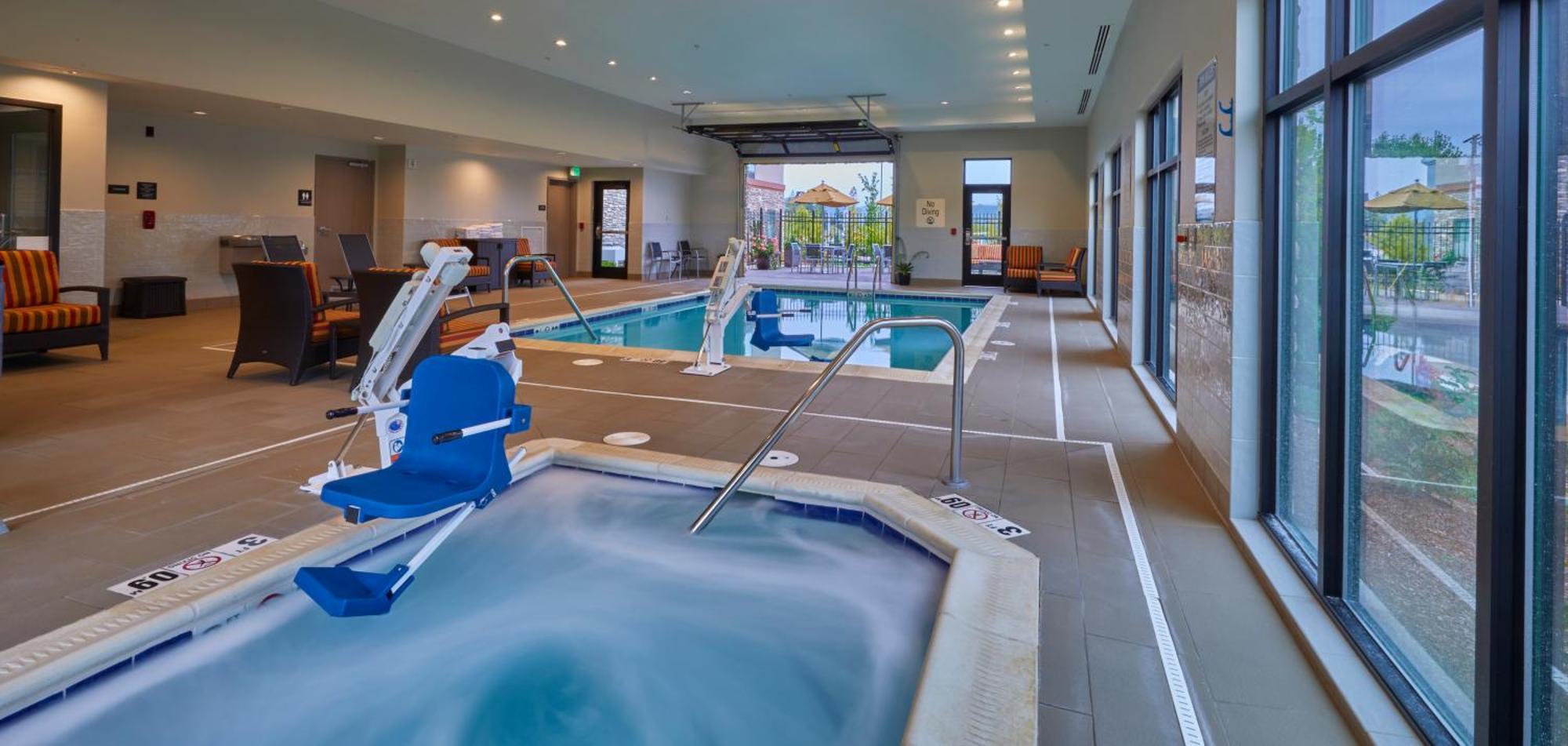 Hampton Inn & Suites Roseburg Zewnętrze zdjęcie