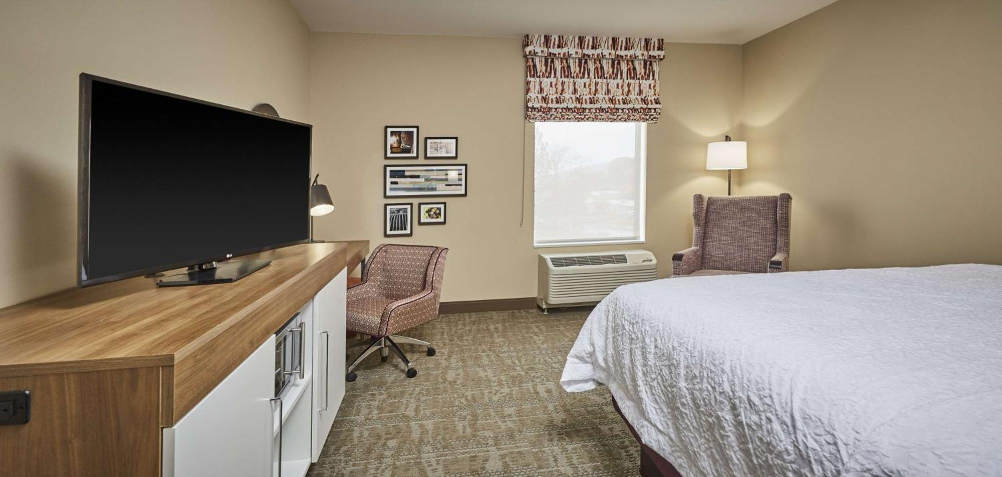 Hampton Inn & Suites Roseburg Zewnętrze zdjęcie