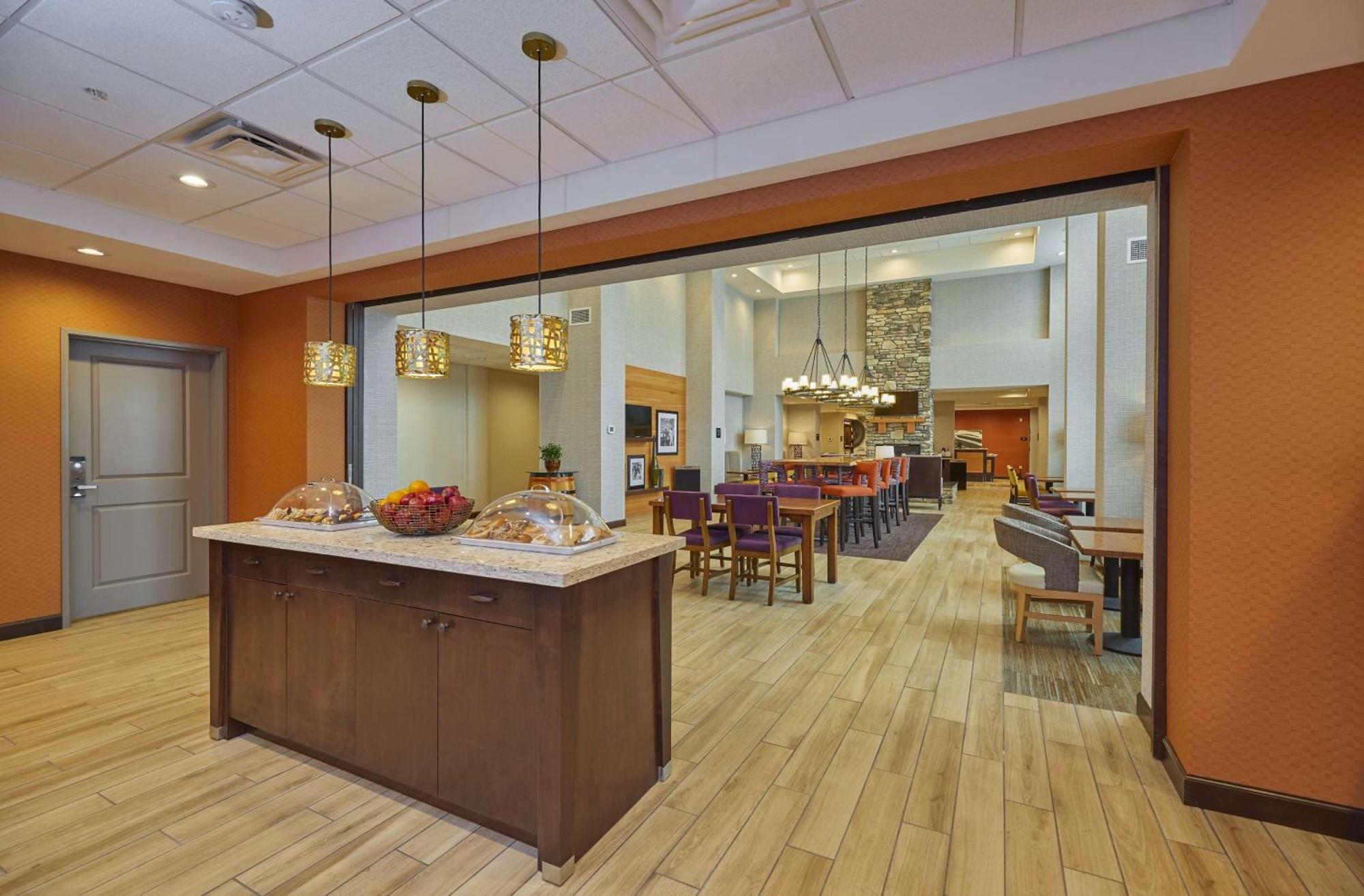 Hampton Inn & Suites Roseburg Zewnętrze zdjęcie