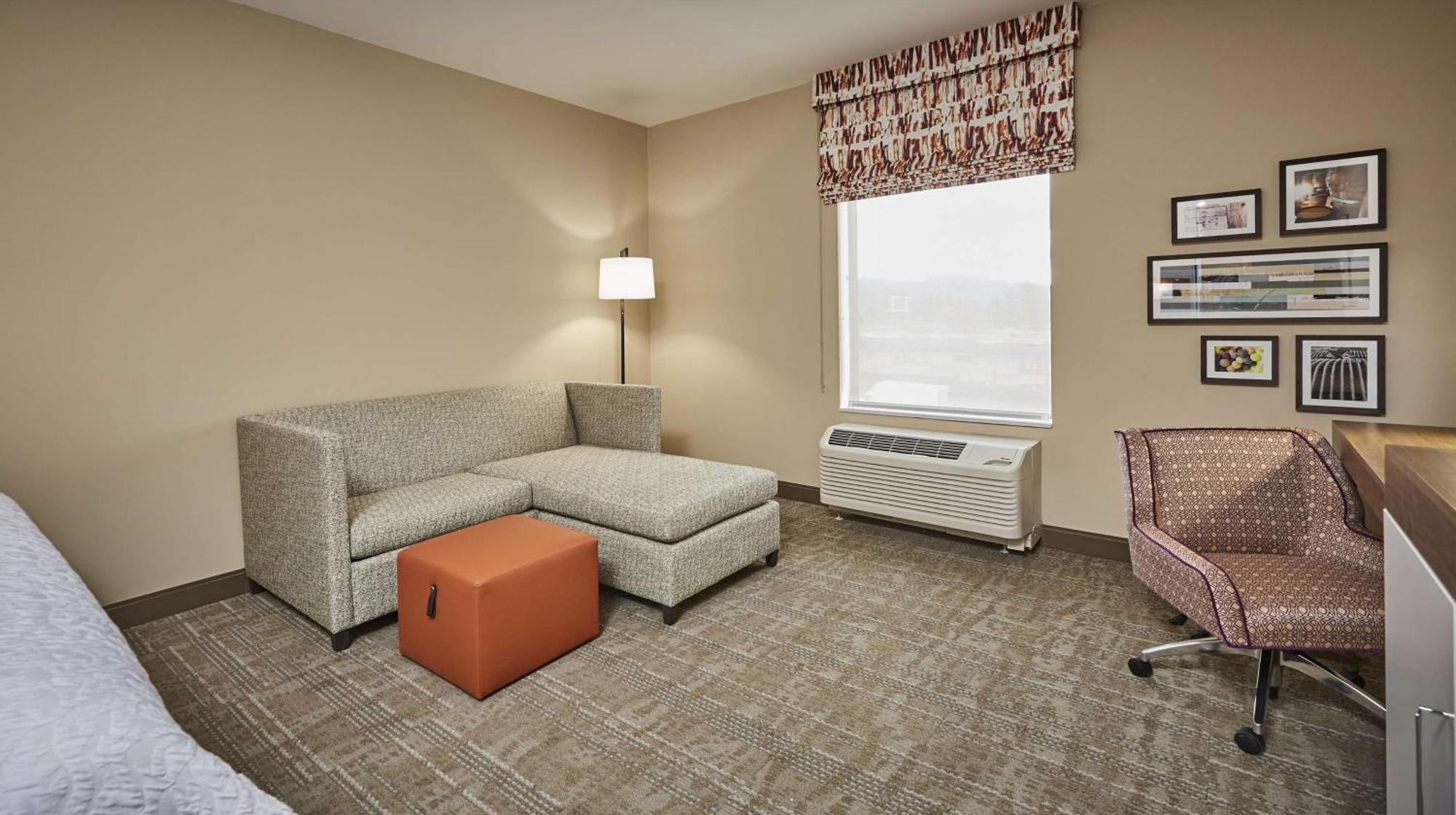 Hampton Inn & Suites Roseburg Zewnętrze zdjęcie