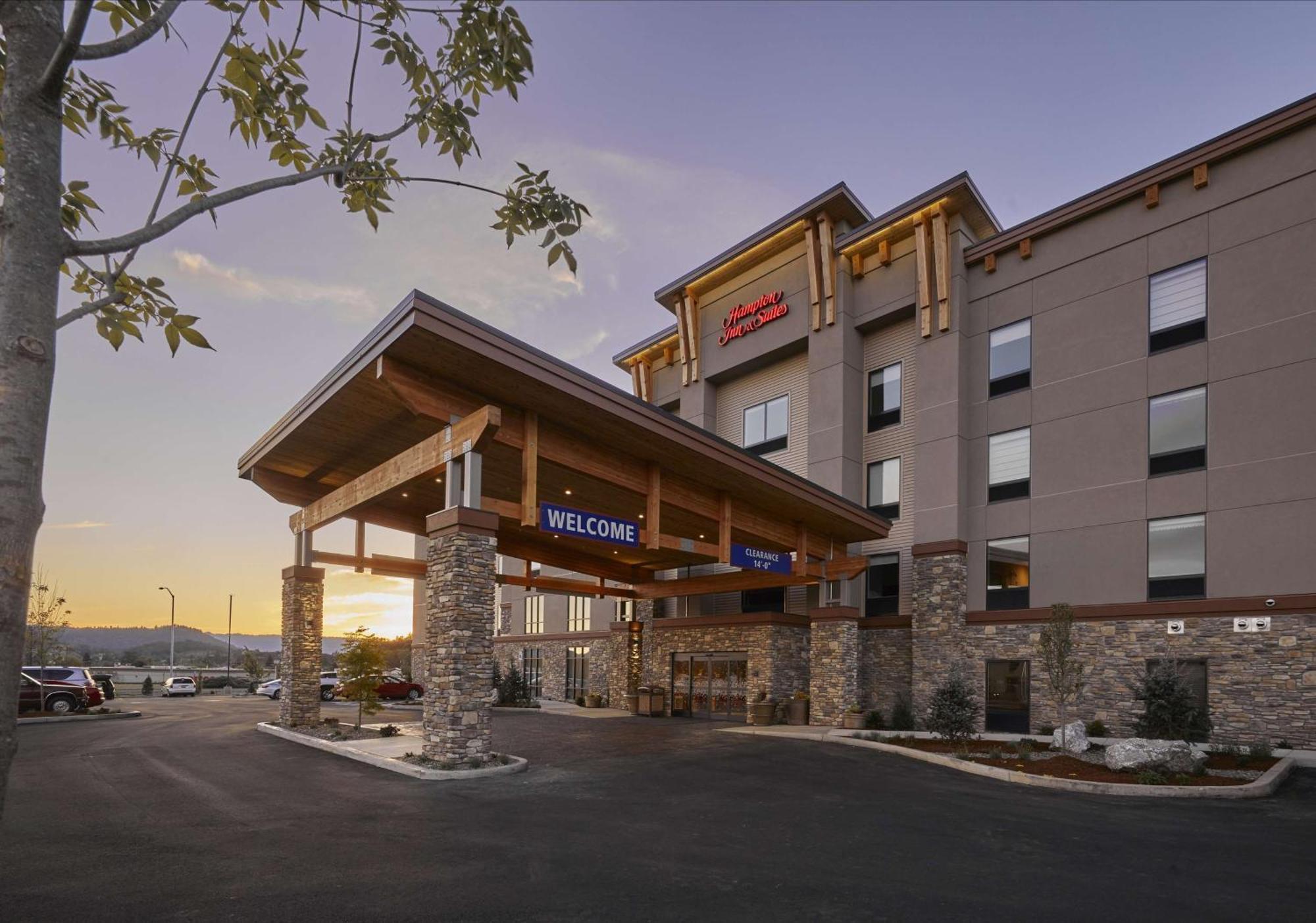 Hampton Inn & Suites Roseburg Zewnętrze zdjęcie