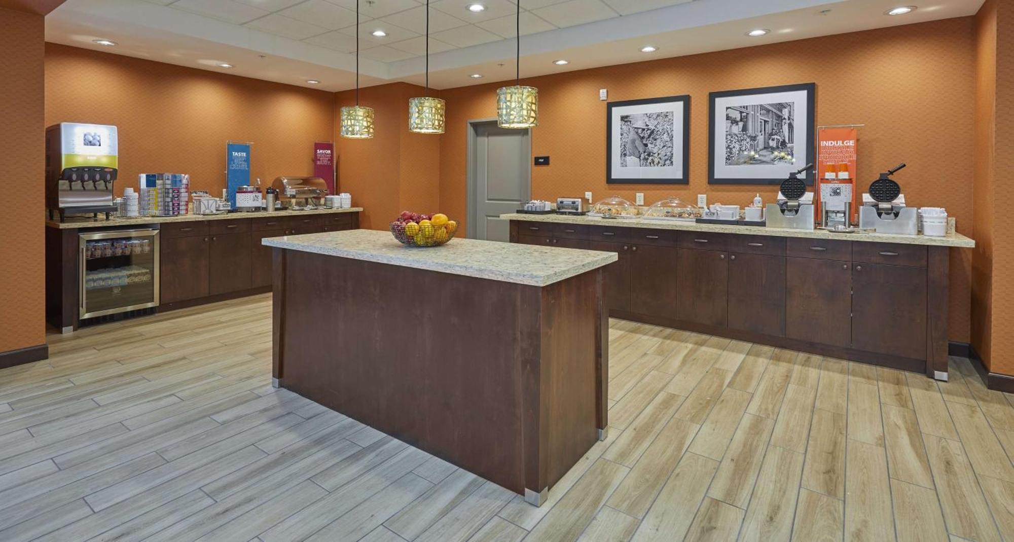 Hampton Inn & Suites Roseburg Zewnętrze zdjęcie